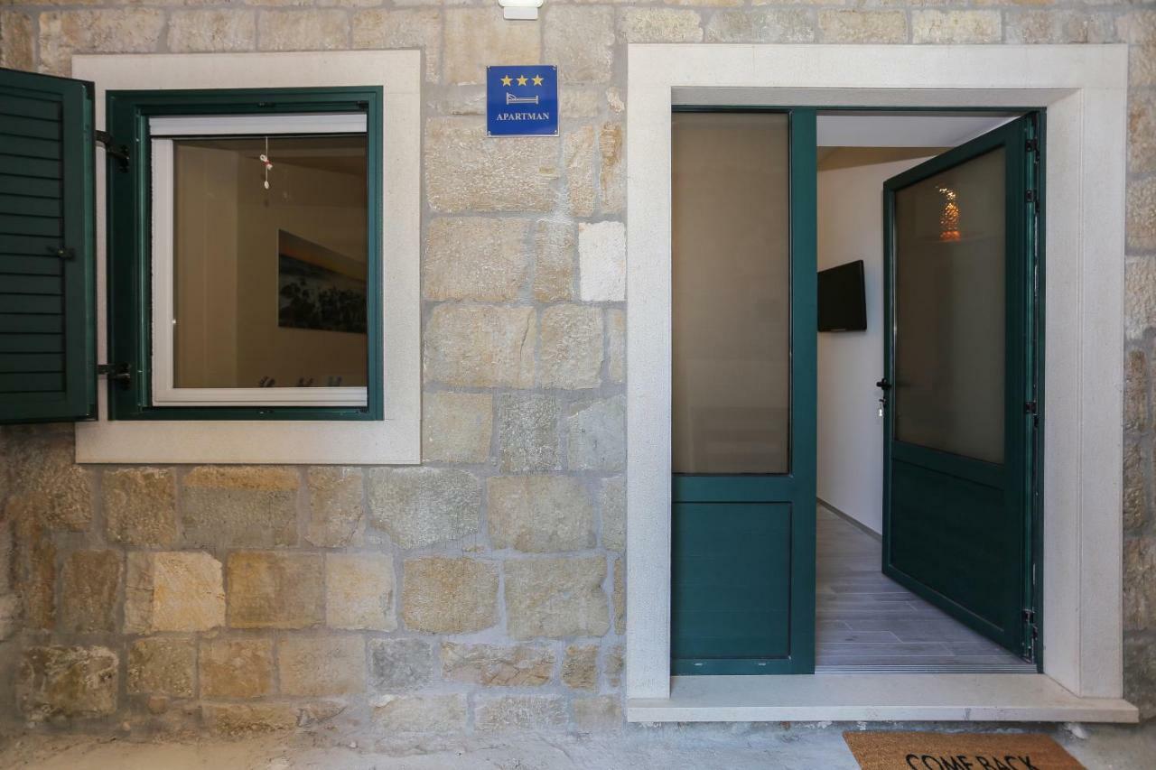 Beach Apartment Korina Sumpetar Exterior foto